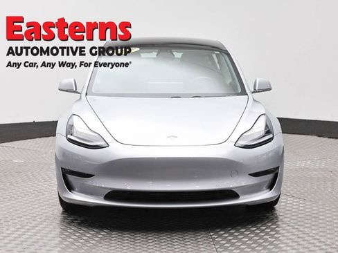 Used 2018 Tesla Model 3 Long Range AWD/4WD image 2