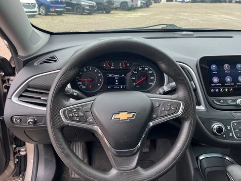 Used 2023 Chevrolet Malibu LT w/ Driver Confidence Package FWD image 21
