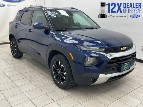 Certified 2022 Chevrolet TrailBlazer LT w/ Convenience Package AWD/4WD image 1