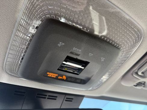 New 2026 Toyota Prius XLE FWD image 24