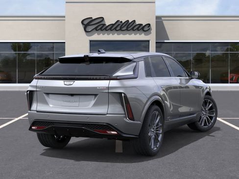 New 2026 Cadillac Lyriq V AWD/4WD image 4