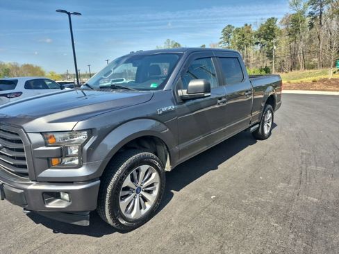 Used 2017 Ford F150 XL w/ Equipment Group 101A Mid image 1