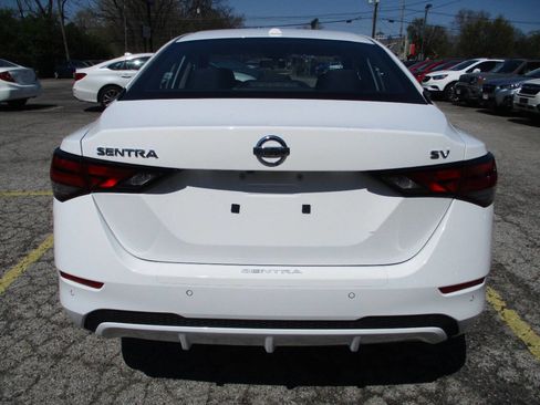 Used 2022 Nissan Sentra SV image 17