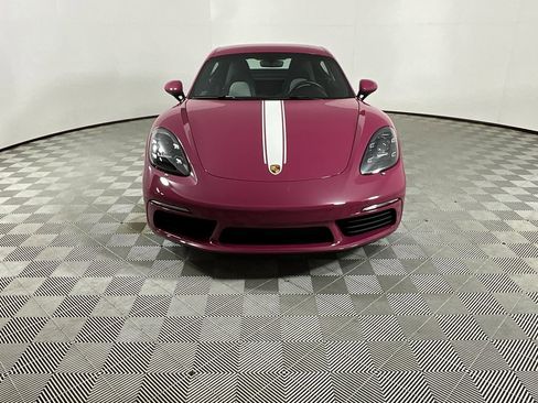 Used 2024 Porsche 718 Cayman image 8