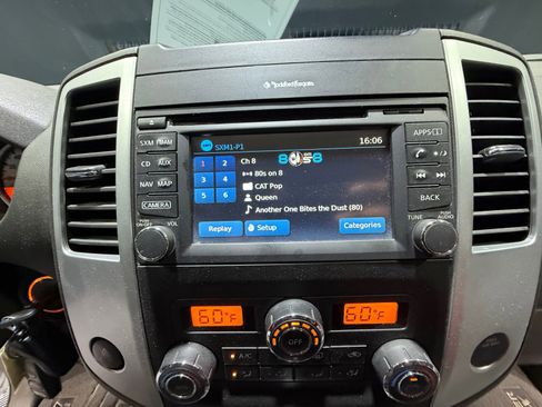 Used 2019 Nissan Frontier PRO-4X w/ Pro-4x Luxury Package image 28