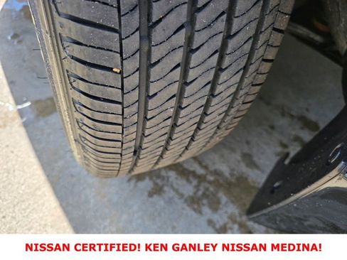 Certified 2025 Nissan Sentra S FWD image 19