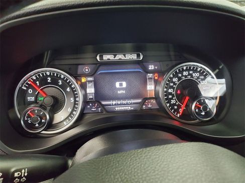 Used 2022 RAM 1500 Big Horn image 15