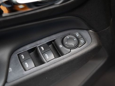 Used 2018 Chevrolet Equinox LT FWD image 20