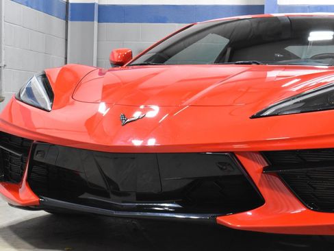 Used 2022 Chevrolet Corvette Stingray Premium Cpe w/ Body-Color Dual Roof Package image 25