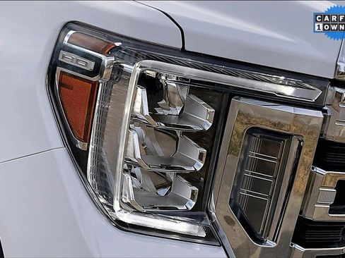 Used 2023 GMC Sierra 2500 SLT w/ SLT Premium Package image 28