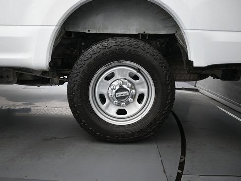 Certified 2022 Ford F350 XL w/ Power Equipment Group AWD/4WD image 17