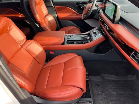 New 2026 Lincoln Aviator Reserve AWD/4WD image 15