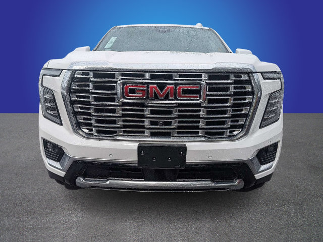 Used 2025 GMC Yukon XL Denali AWD/4WD image 8
