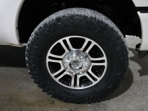 Used 2015 Ford F350 Platinum AWD/4WD image 17