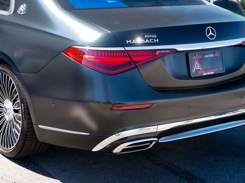 Used 2023 Mercedes-Benz Maybach S 680 4MATIC w/ Manufaktur Leather Package image 15