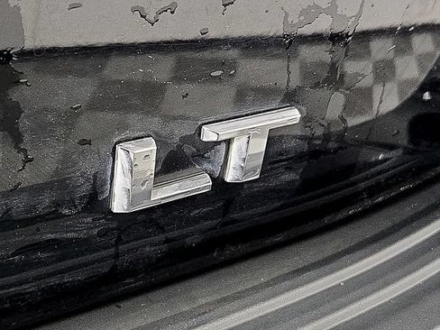 Used 2021 Chevrolet Tahoe LT RWD image 29