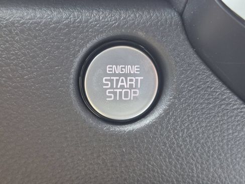 New 2027 Kia Carnival SX w/ Dark Edition Package FWD image 22