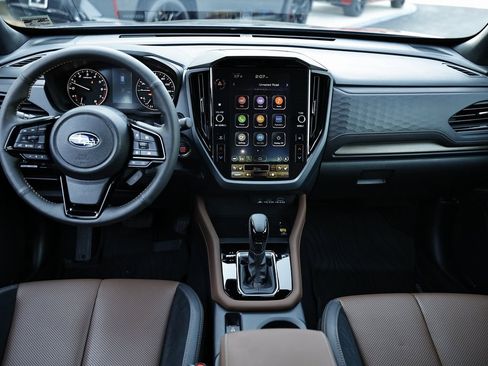 Used 2025 Subaru Forester Touring image 27