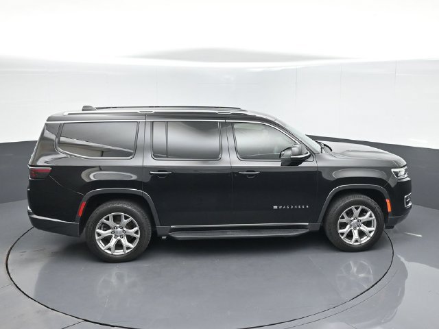 Used 2022 Jeep Wagoneer Series II AWD/4WD image 46