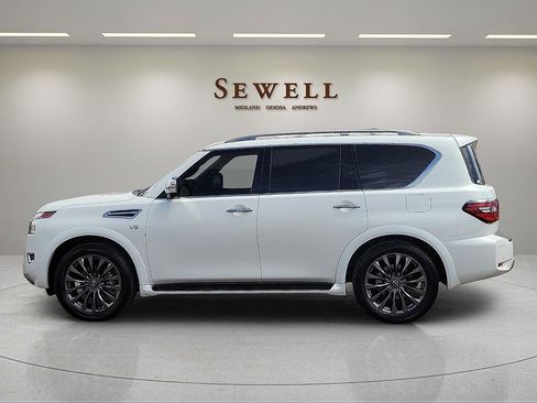Used 2022 Nissan Armada Platinum w/ Captain's Chairs Package image 2