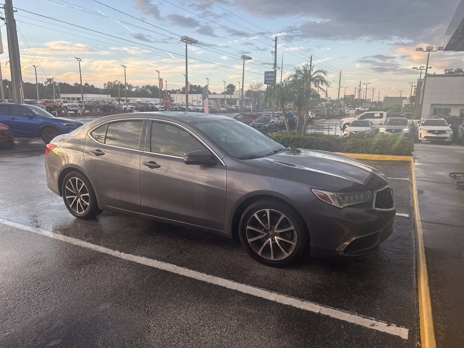 Used 2019 Acura TLX V6 FWD image 3