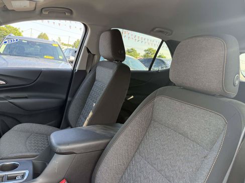 Certified 2023 Chevrolet Equinox LT FWD image 9