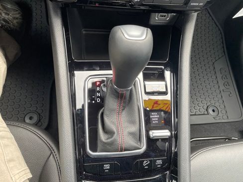 Certified 2024 Jeep Compass Trailhawk w/ Trailhawk Convenience Group AWD/4WD image 18