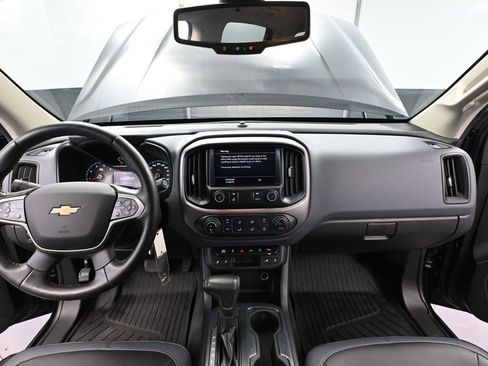 Used 2020 Chevrolet Colorado Z71 AWD/4WD image 25