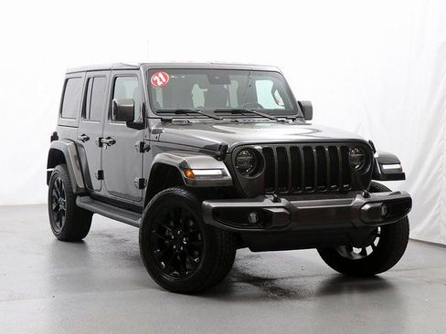 Used 2021 Jeep Wrangler Unlimited Sahara image 1