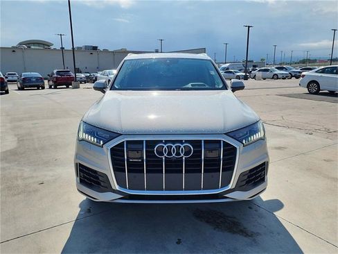 Certified 2022 Audi Q7 3.0T Prestige image 2