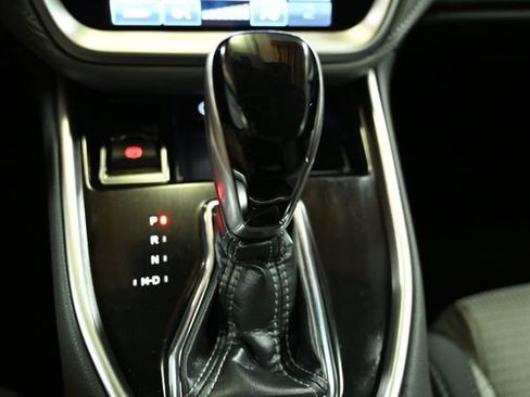 Used 2025 Subaru Outback Premium image 30