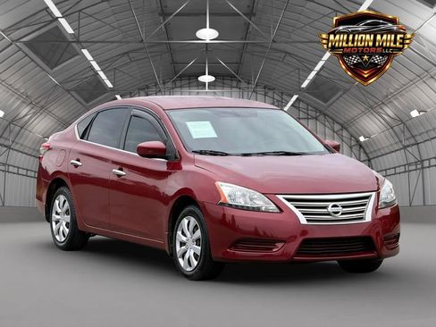Used 2015 Nissan Sentra SV FWD image 1