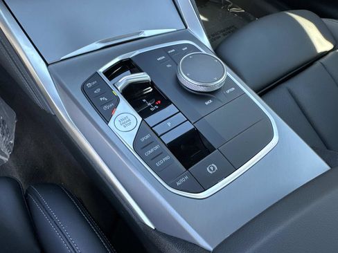 Used 2025 BMW M240i Coupe image 21