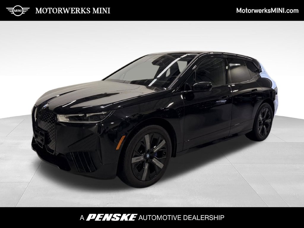 Used 2024 BMW iX xDrive50 w/ Sport Package AWD/4WD image 1