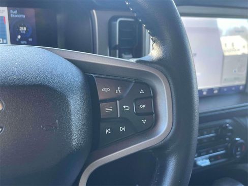 Used 2022 Ford Bronco Outer Banks image 20