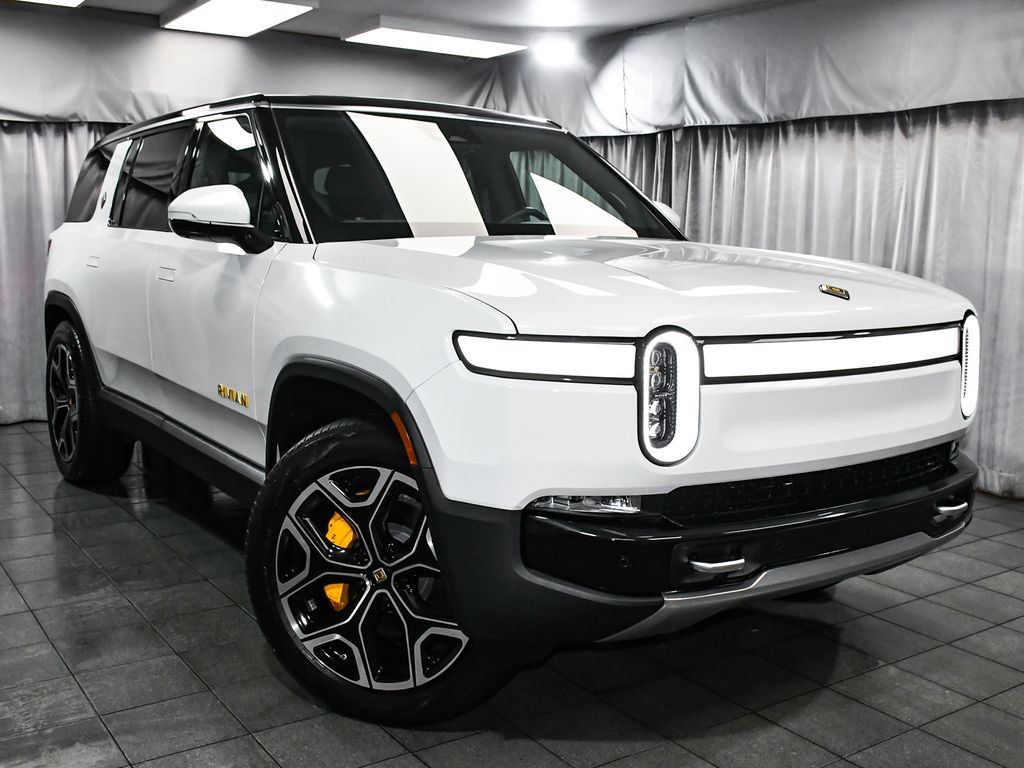 Used 2022 Rivian R1S Launch Edition Quad AWD/4WD image 3
