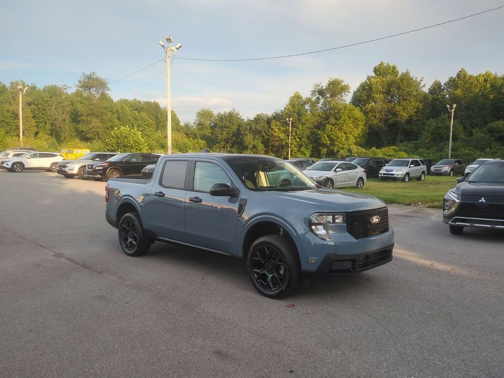 Used 2025 Ford Maverick XLT w/ Black Appearance Package AWD/4WD image 3