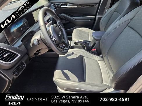 Certified 2024 Kia Seltos EX FWD image 11