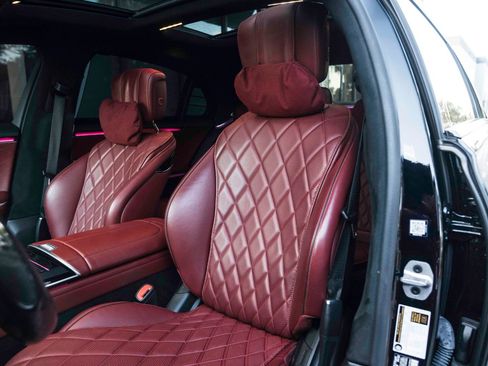 Used 2023 Mercedes-Benz S 500 4MATIC image 29