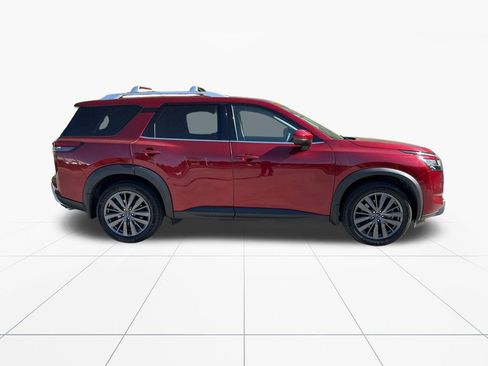 Used 2022 Nissan Pathfinder SL w/ SL Premium Package AWD/4WD image 9