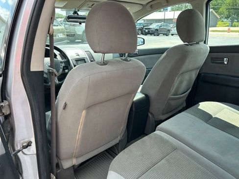 Used 2012 Nissan Sentra 2.0 SR w/ Special Edition Pkg FWD image 15
