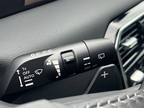 New 2025 Nissan Armada Platinum w/ Convenience Package image 13