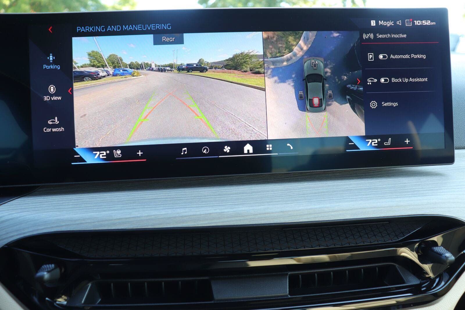 Used 2025 BMW M440i Coupe w/ Parking Assistance Package RWD image 26