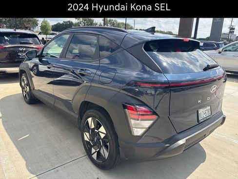 Certified 2024 Hyundai Kona SEL w/ Convenience Package FWD image 2