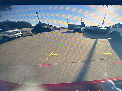 Used 2023 Mitsubishi Outlander SE image 13