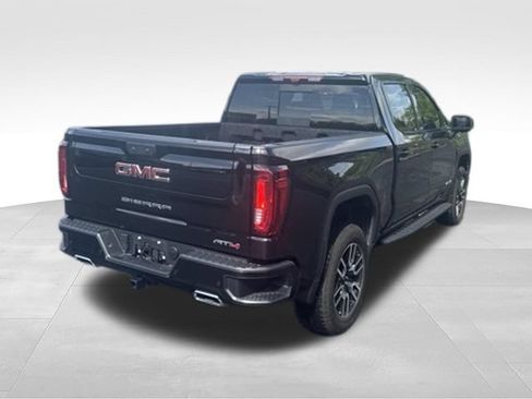 Used 2025 GMC Sierra 1500 AT4 w/ AT4 Premium Package AWD/4WD image 4