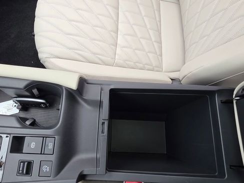 New 2026 Nissan Sentra SL w/ Floor Mat Package FWD image 21