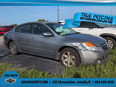 Used 2008 Nissan Altima 2.5 SL w/ SL Pkg FWD image 2