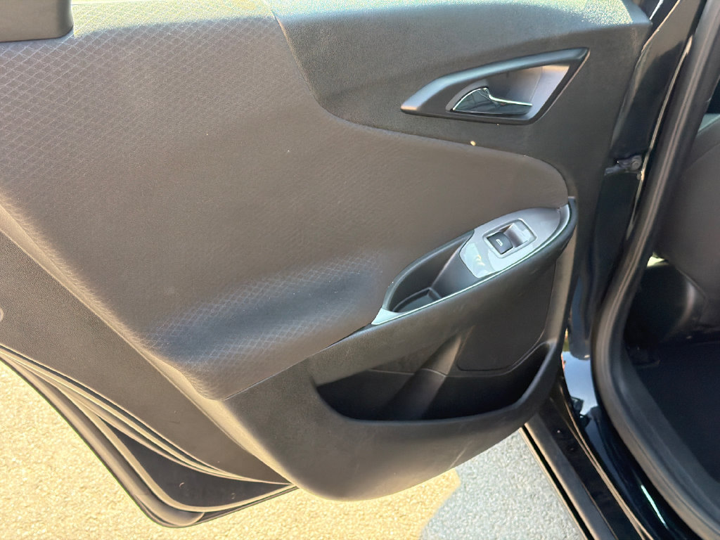 Used 2025 Chevrolet Malibu LT FWD image 21