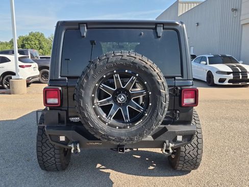 Used 2023 Jeep Wrangler Unlimited Sport AWD/4WD image 4